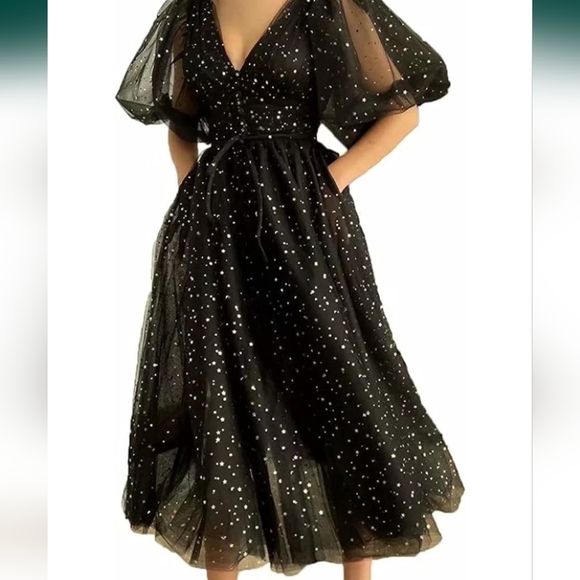 Tulle gown with lace up back - Picture 5 of 7